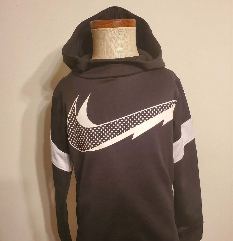 Nike Dri Fit Boys Hoodie